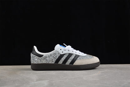 Samba OG plateado con negro