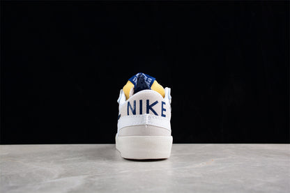 Blazer Low '77 blanco y navy