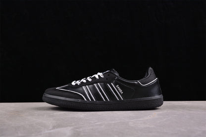 Samba OG negro y blanco