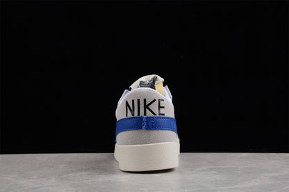 Blazer Low '77 blanco y azul