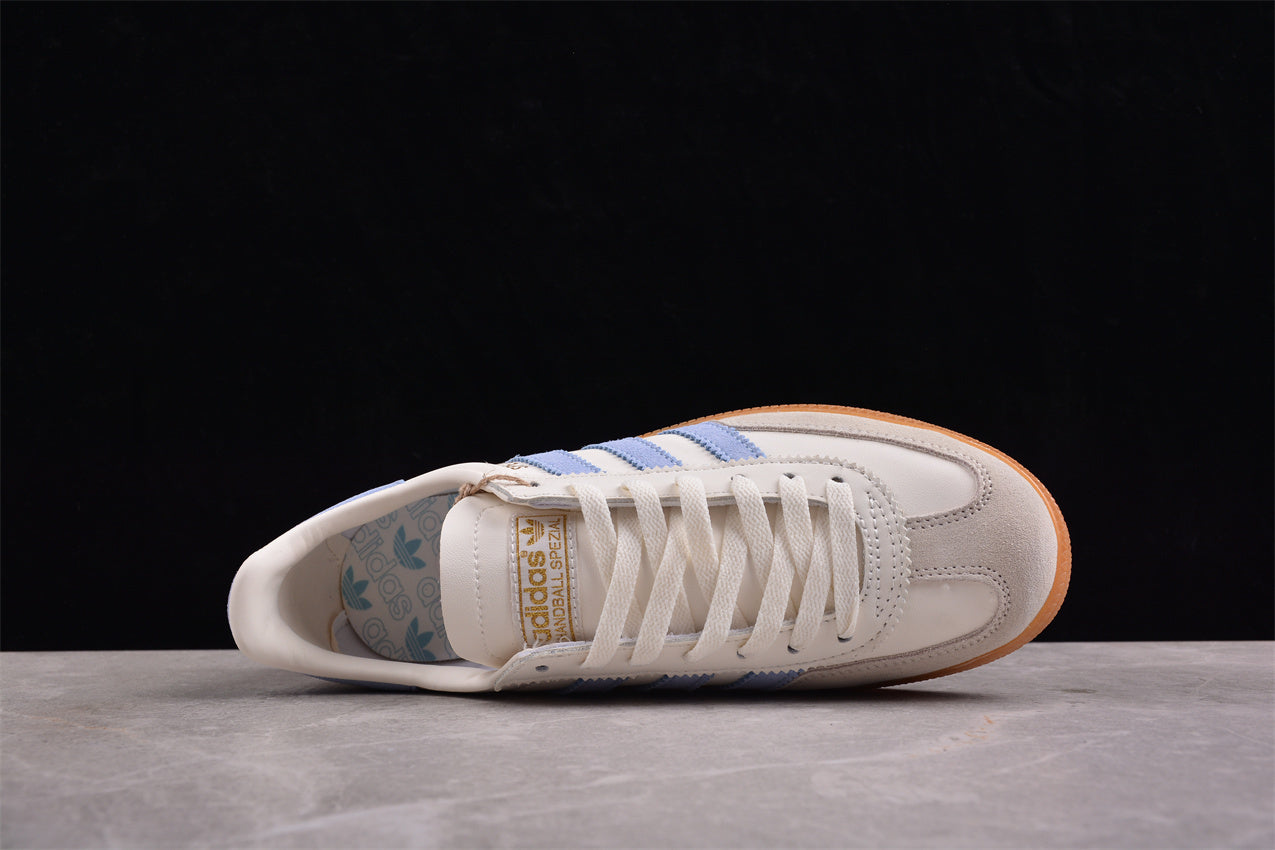 Handball Spezial blanco y azul cielo
