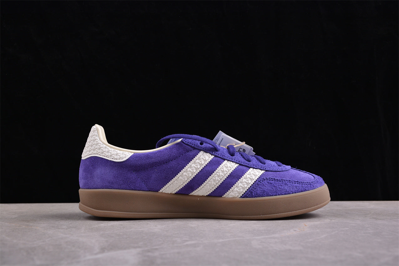 Gazelle morado y blanco