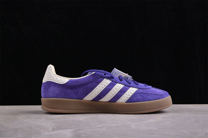 Gazelle morado y blanco