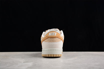 Dunk Low beige y crema