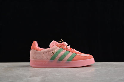 Gazelle rosa y verde