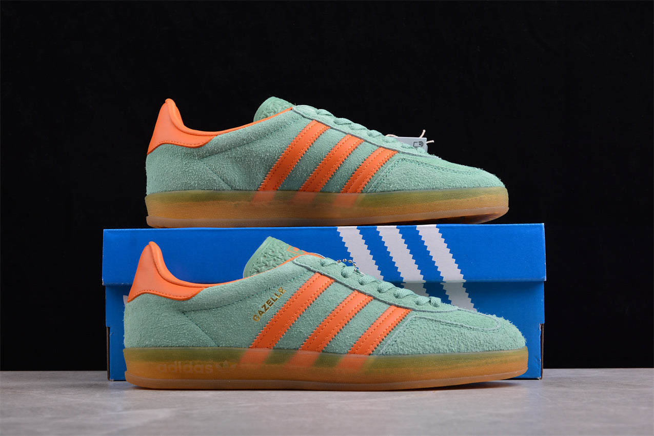 Gazelle verde y naranja