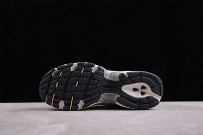 NB 530 plateado y beige