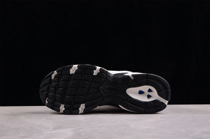 NB 530 blanco y lila