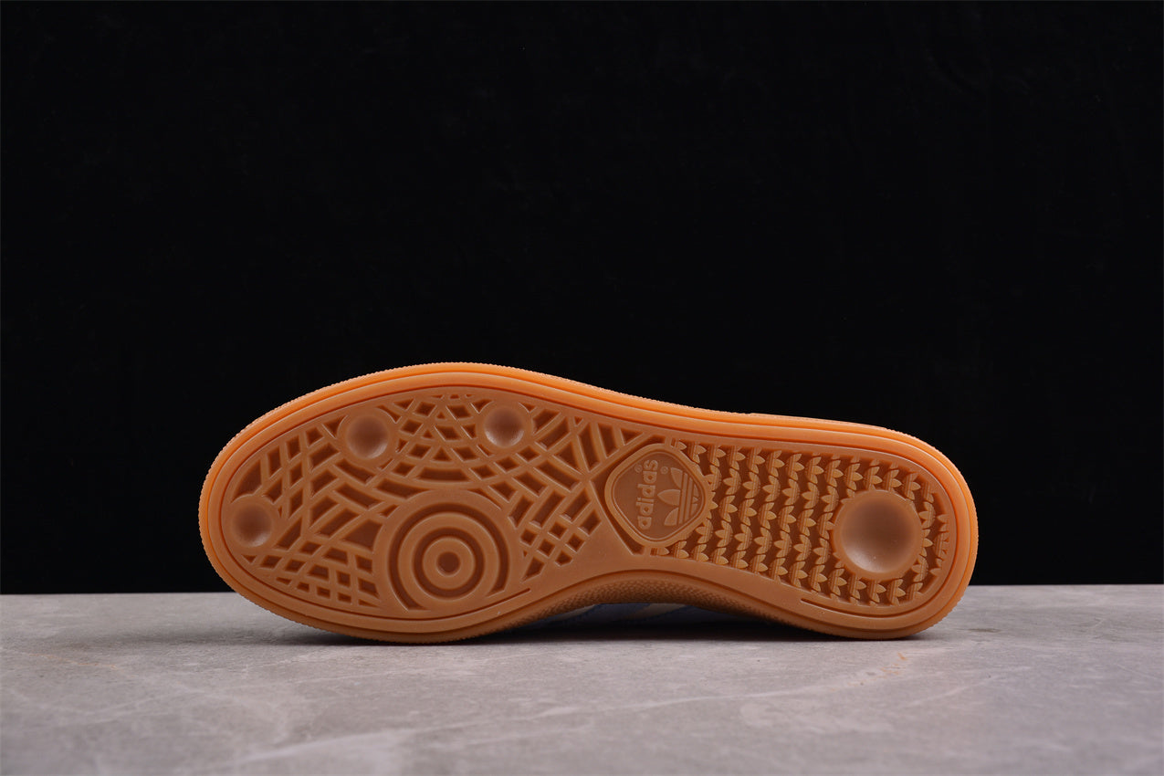 Handball Spezial blanco y azul cielo