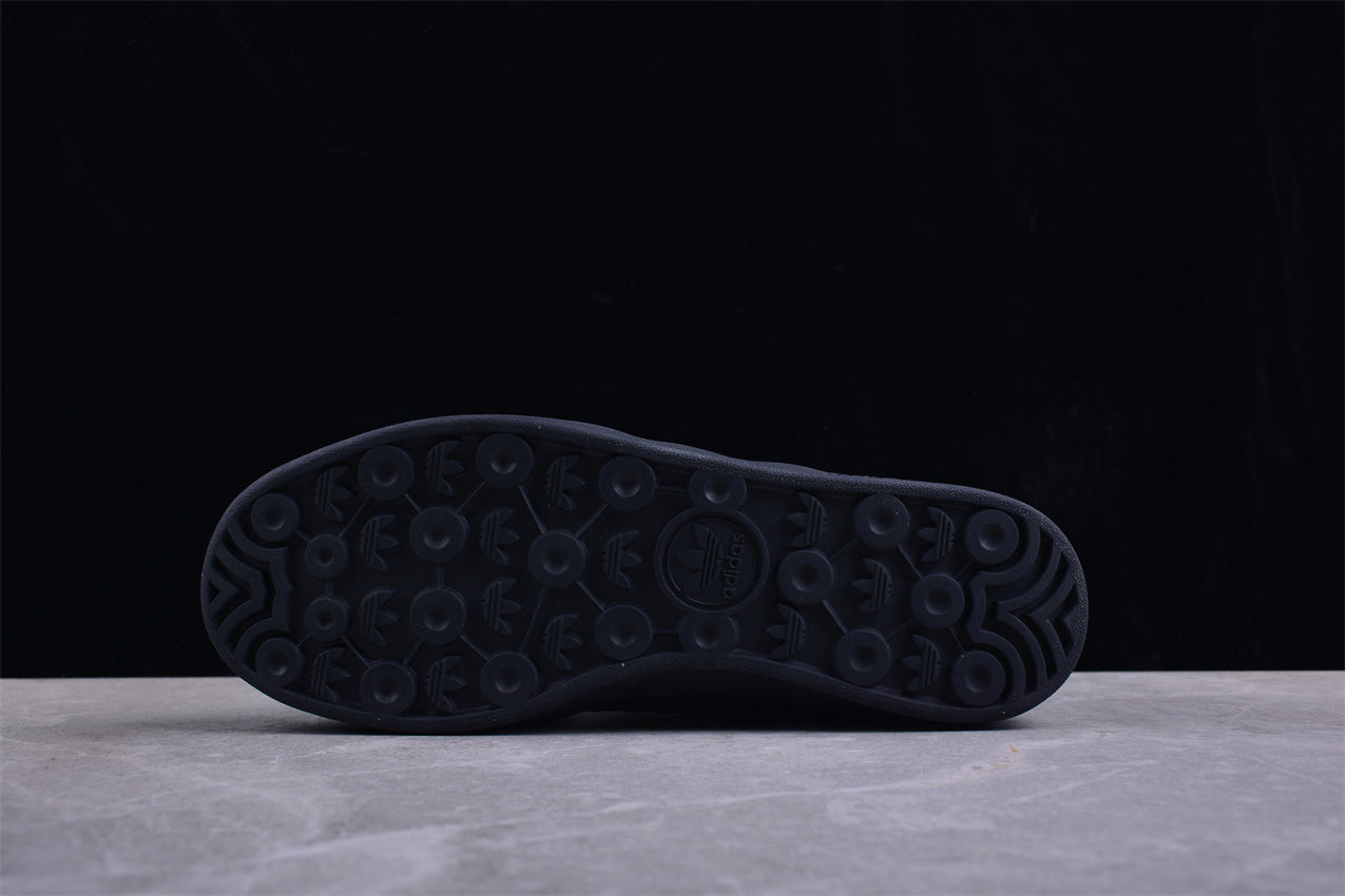 Gazelle negro brillante