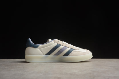 Gazelle blanco hueso y navy