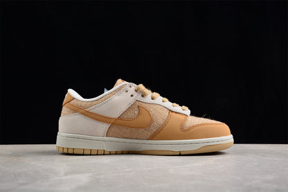 Dunk Low beige y crema