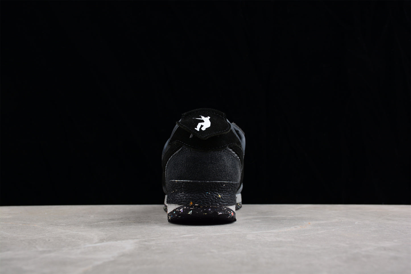 Cortez x Union LA negro y gris claro