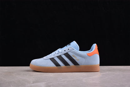 Gazelle azul cielo, negro y naranja