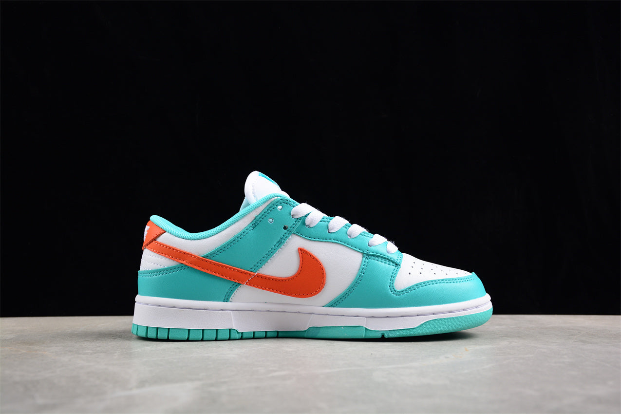 Dunk Low blanco, celeste y naranja