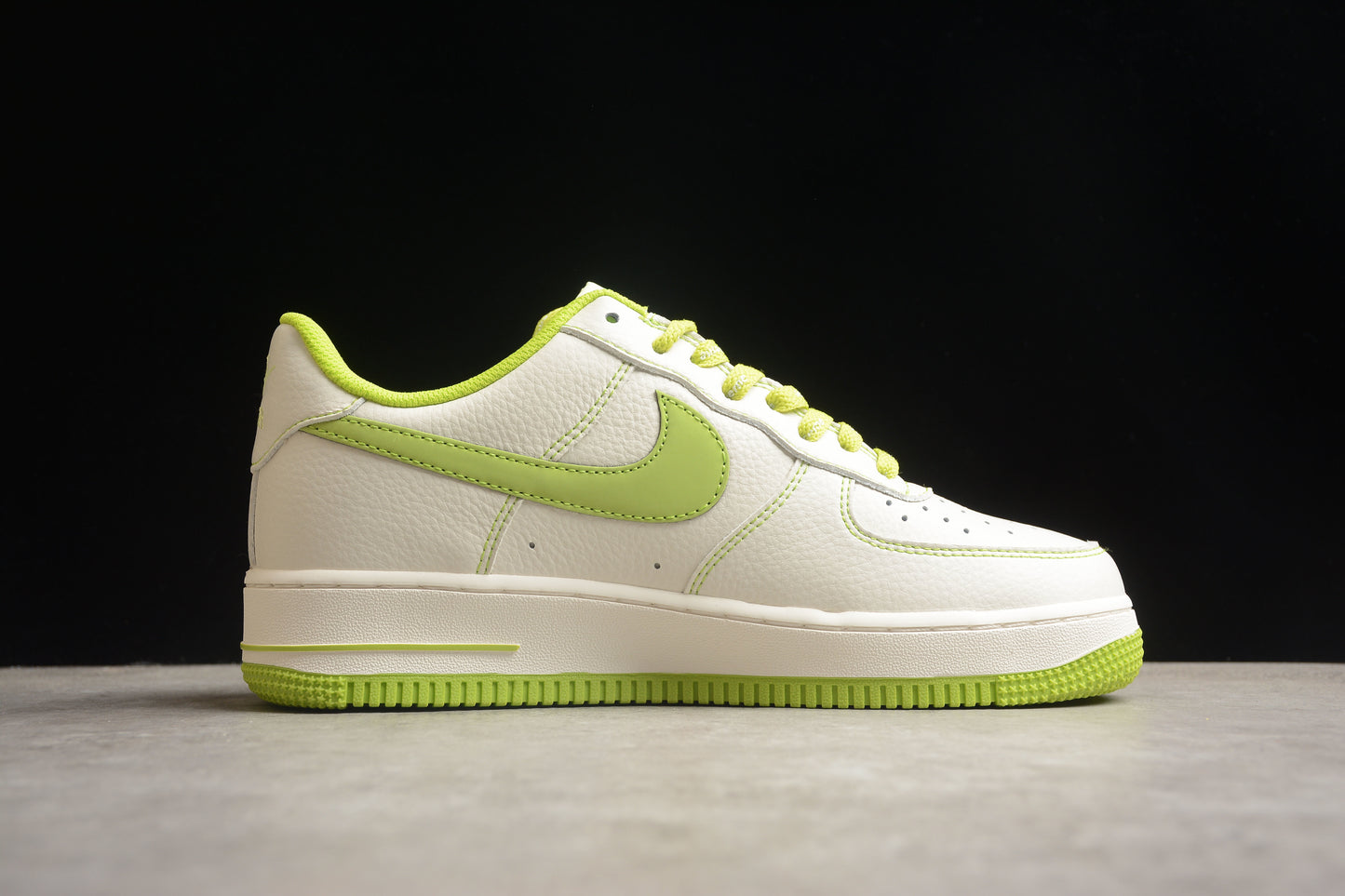 Air Force 1 07 blanco y verde limón