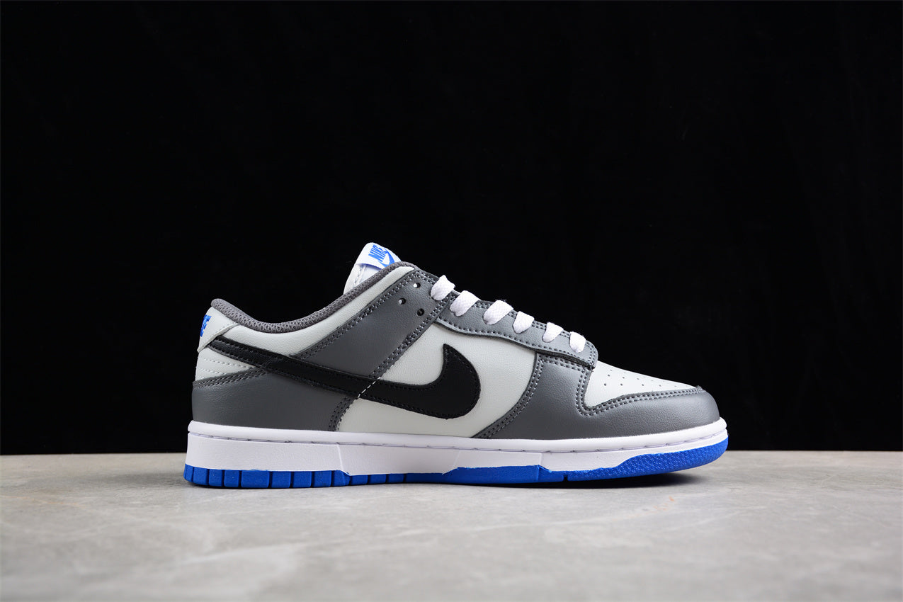 Dunk Low blanco, gris y negro