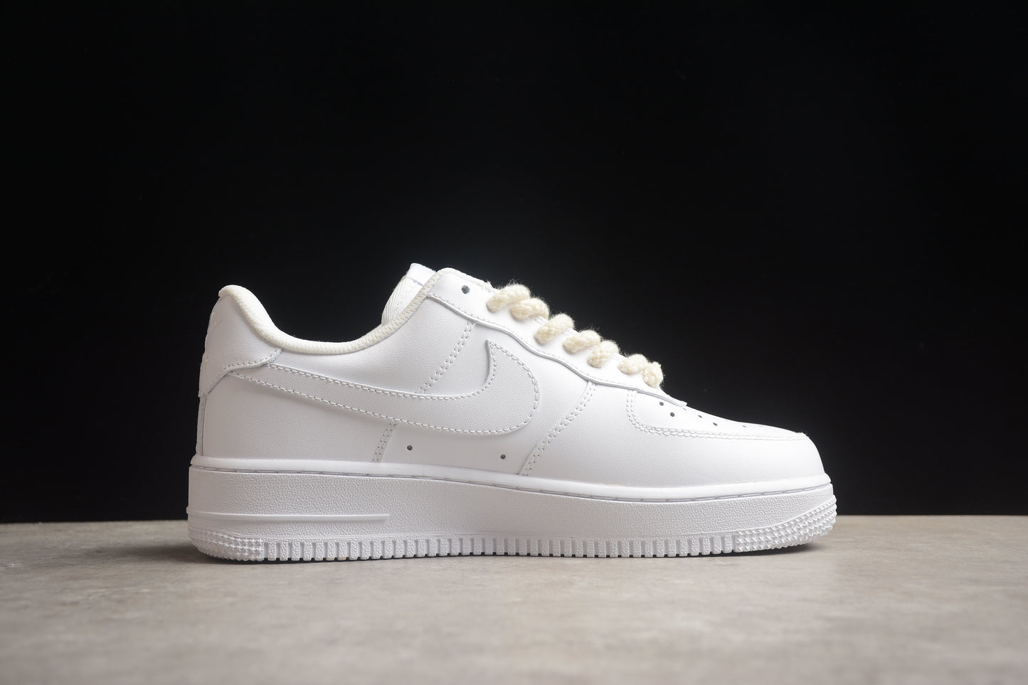 Air Force 1 07 LX blanco