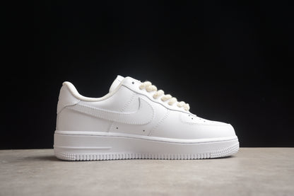 Air Force 1 07 LX blanco
