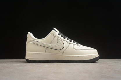 Air Force 1 07 beige y negro