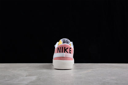 Blazer Low '77 rosa, beige y blanco