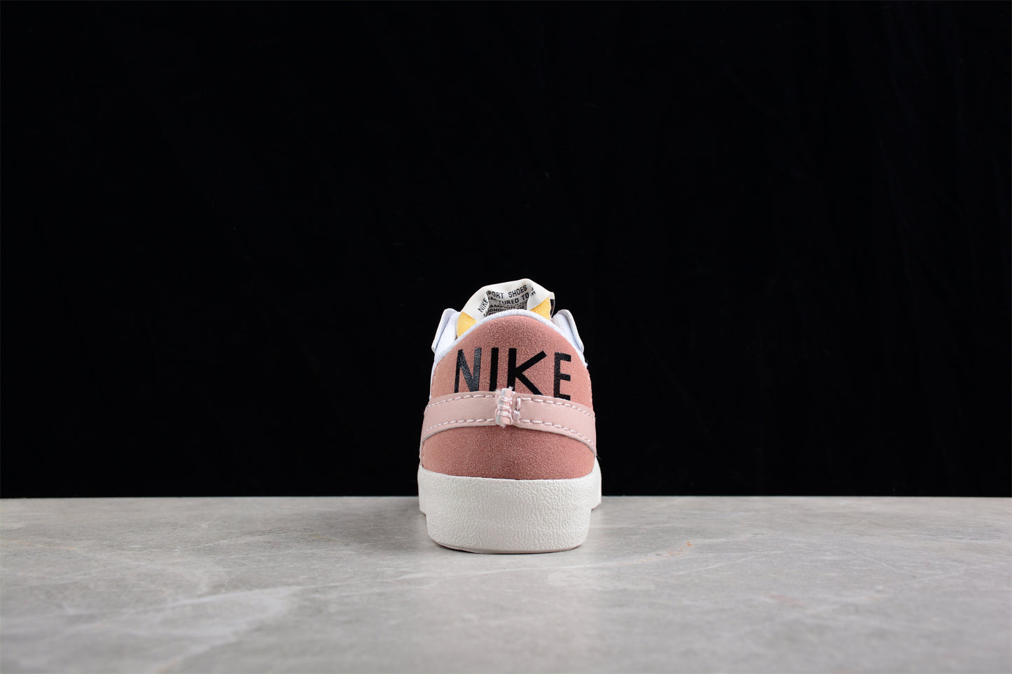 Blazer Low '77 blanco y rosa