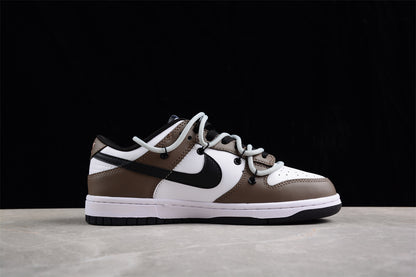 Dunk Low marrón, blanco y negro