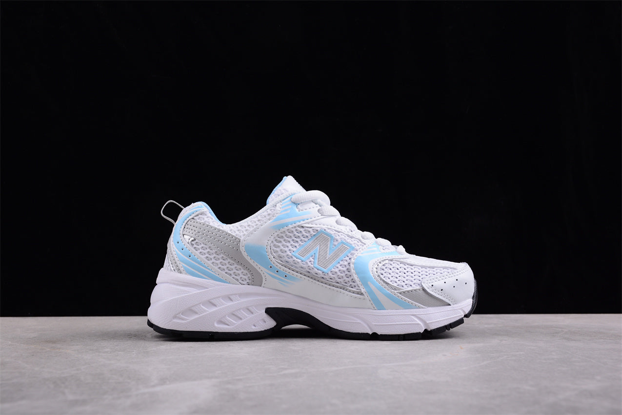 NB 530 blanco y azul celeste