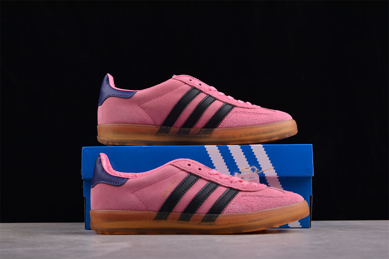 Gazelle rosa, negro y navy