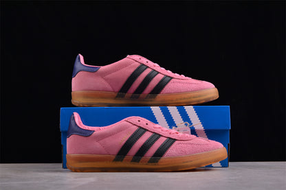 Gazelle rosa, negro y navy