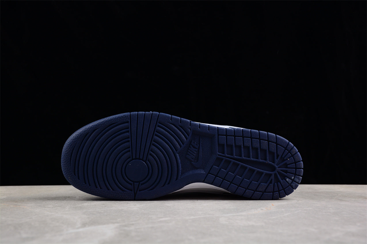 Dunk Low azul y blanco