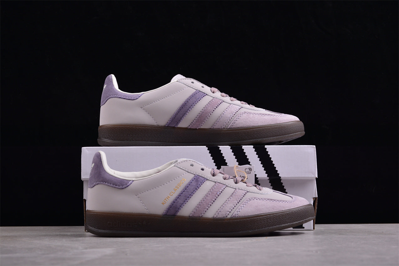 Gazelle blanco hueso y  lavanda