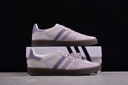 Gazelle blanco hueso y  lavanda