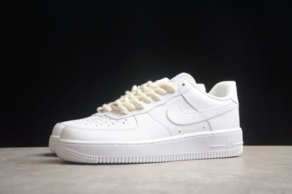 Air Force 1 07 LX blanco