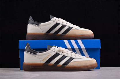 Handball Spezial blanco crema y negro