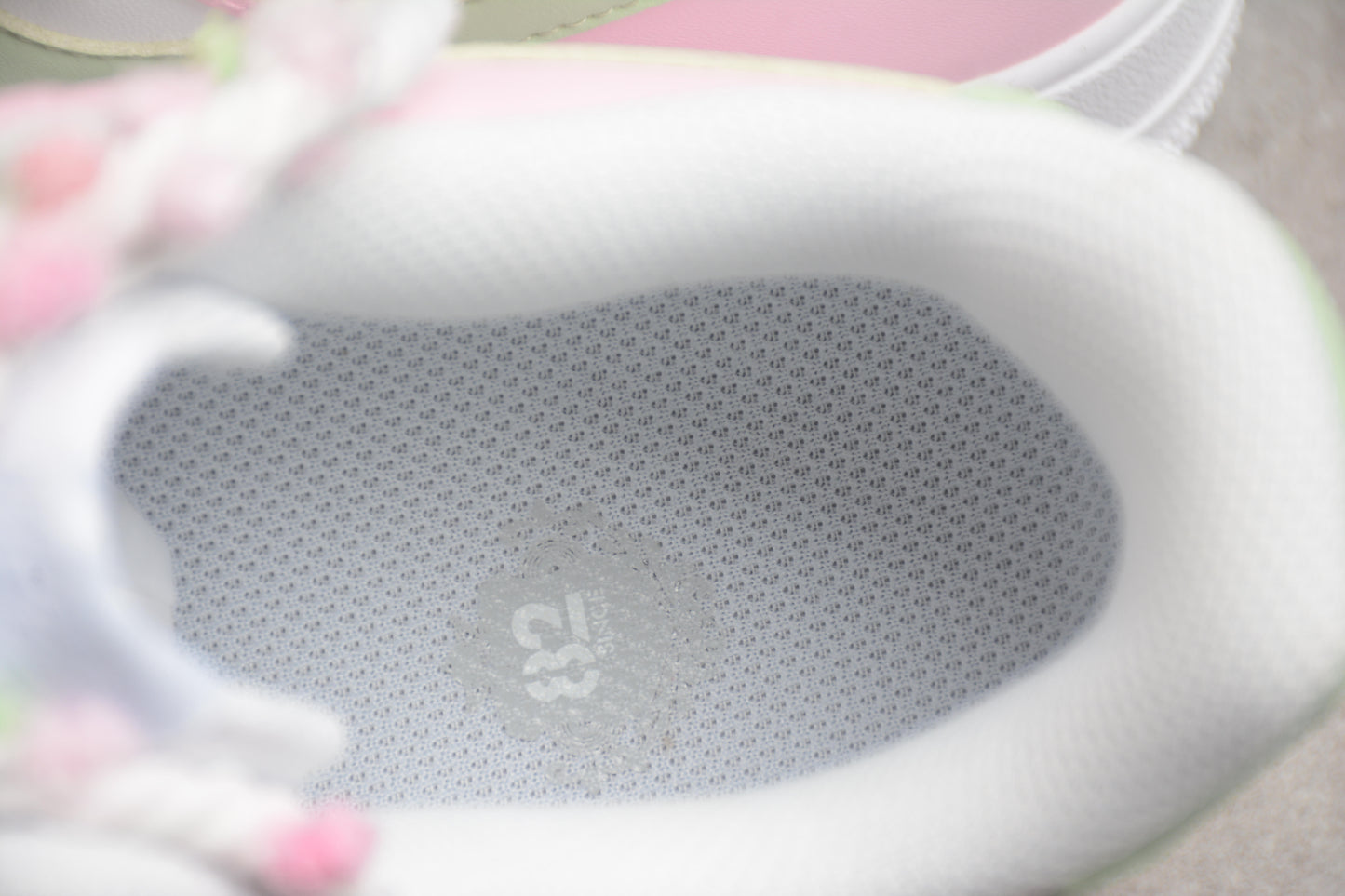 Air Force 1 Low “Cherry Blossom” rosa y verde claro