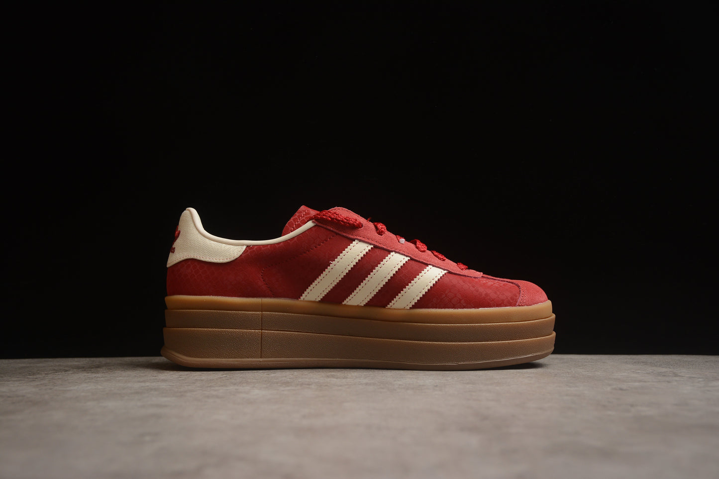 Gazelle Bold rojo y blanco