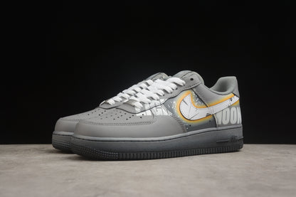 Air Force 1 07 cinza oscuro y blanco
