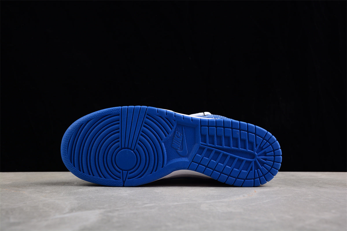 Dunk Low azul y blanco