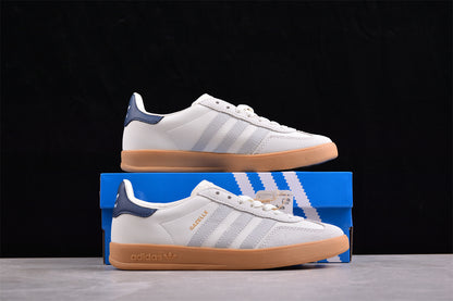 Gazelle blanco, gris y negro