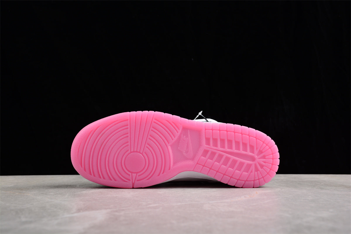 Dunk Low blanco, rosa y negro