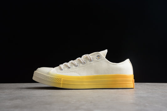 Chuck 70 Low beige y amarillo