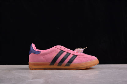 Gazelle rosa, negro y navy
