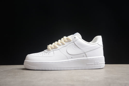 Air Force 1 07 LX blanco