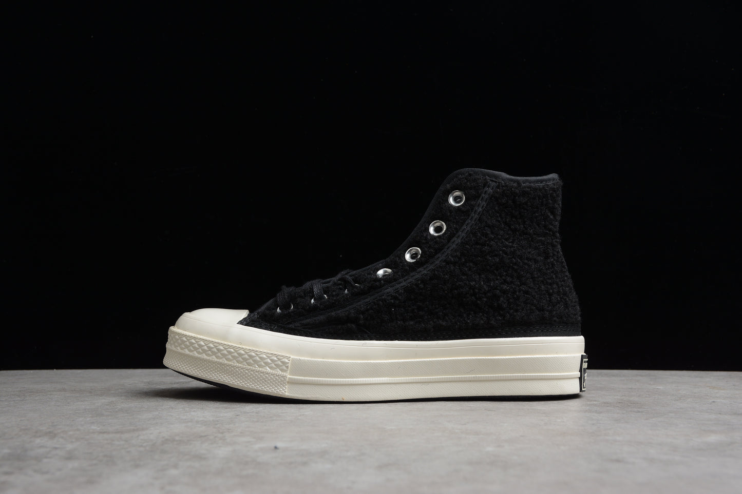 Chuck 70 HI Sherpa negro, blanco y egret