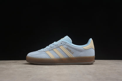 Gazelle azul cielo y beige