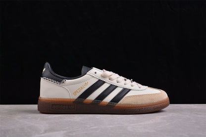 Handball Spezial blanco crema y negro
