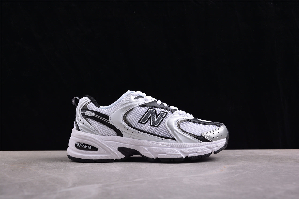 NB 530 blanco y negro