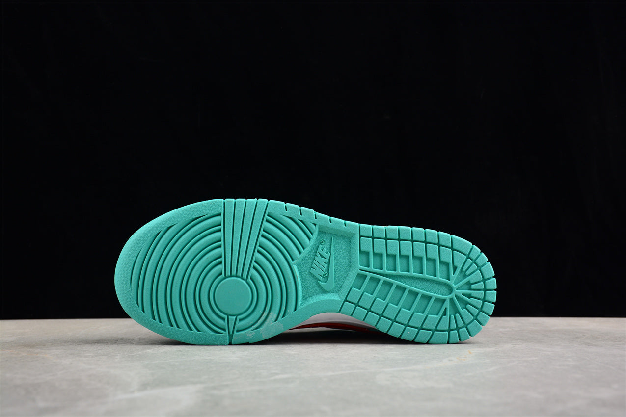 Dunk Low blanco, celeste y naranja