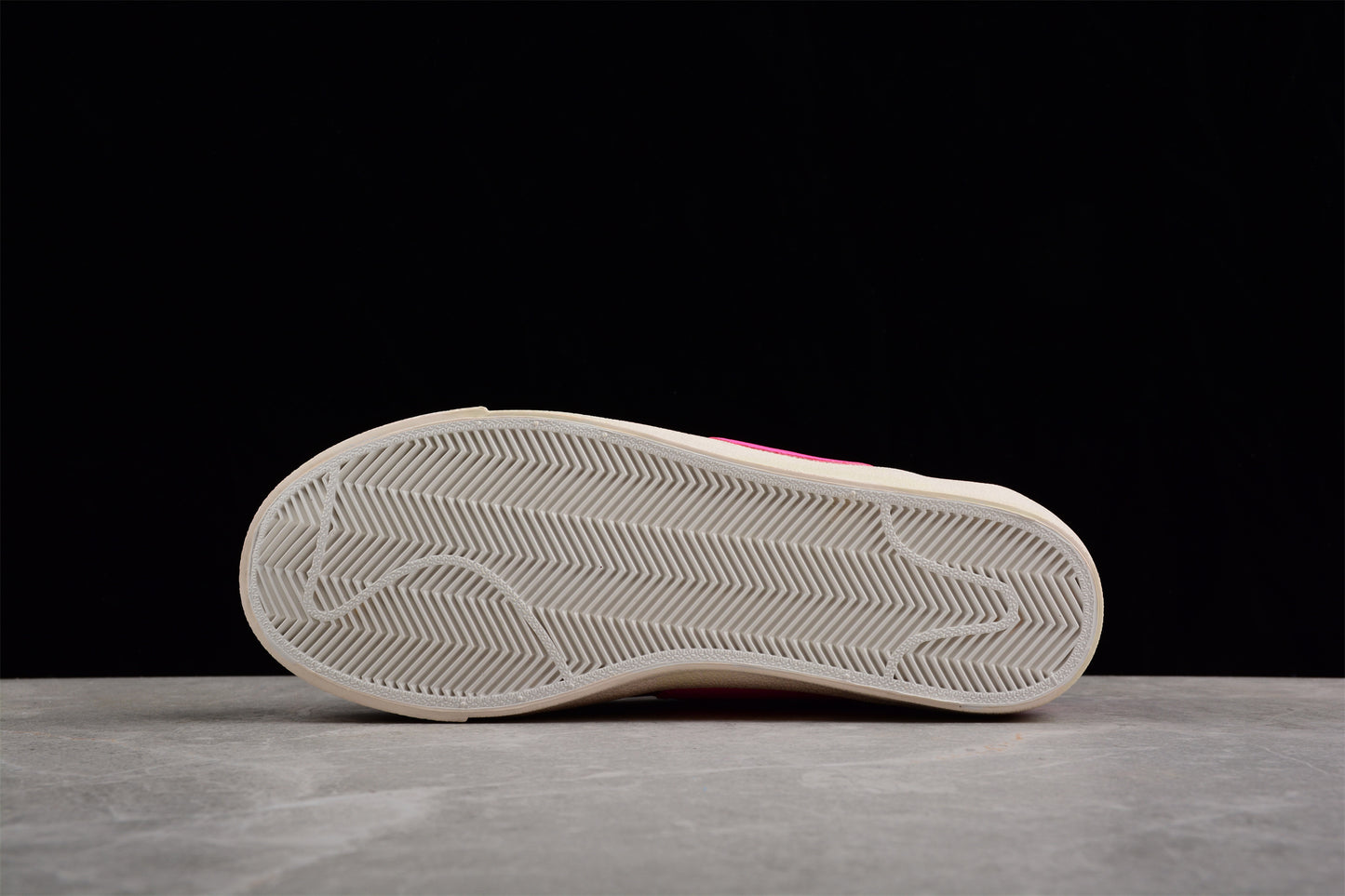 Blazer Low '77 rojo y rosa